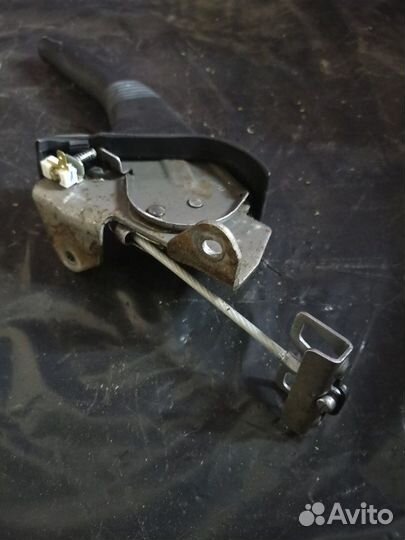 Рычаг стояночного тормоза Vaz Largus ваз 11189