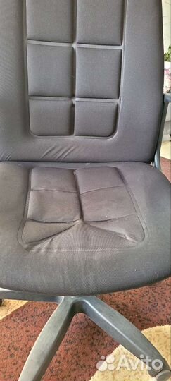Стул кресло офисный на колесах