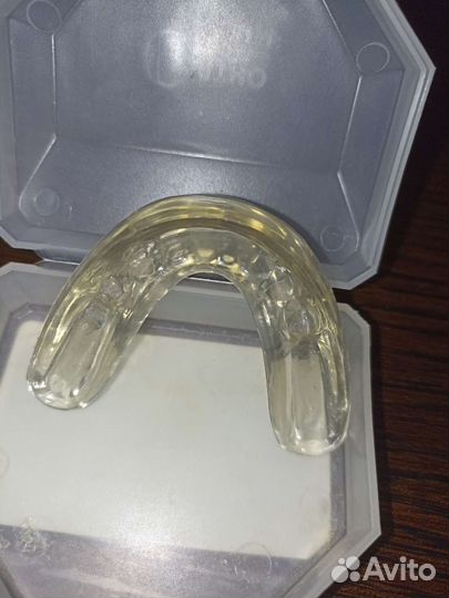 Капа, трейнер, корректор для выравнивания зубов