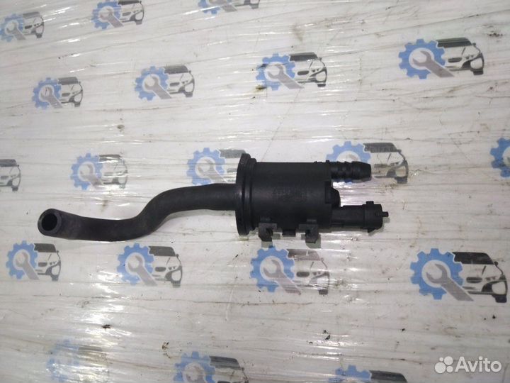 Клапан вентиляции топливного бака Opel Vectra C