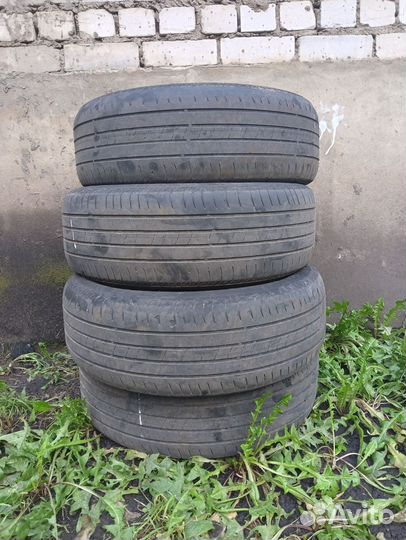Kumho Ecsta HS51 205/60 R16