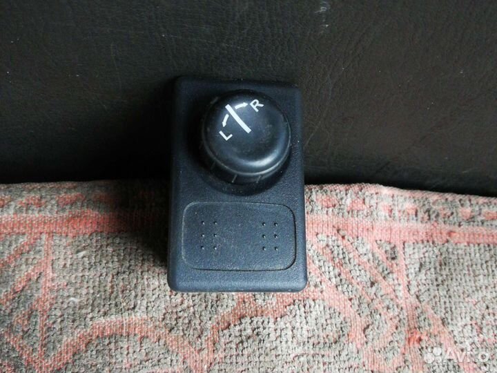 Кнопка Ниссан Альмера N16