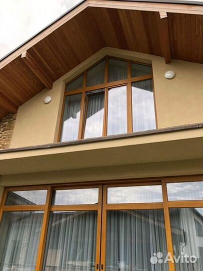 Деревянные окна для коттеджа под заказ