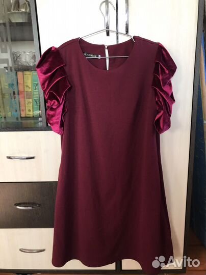 Платье женское 48 50 бу