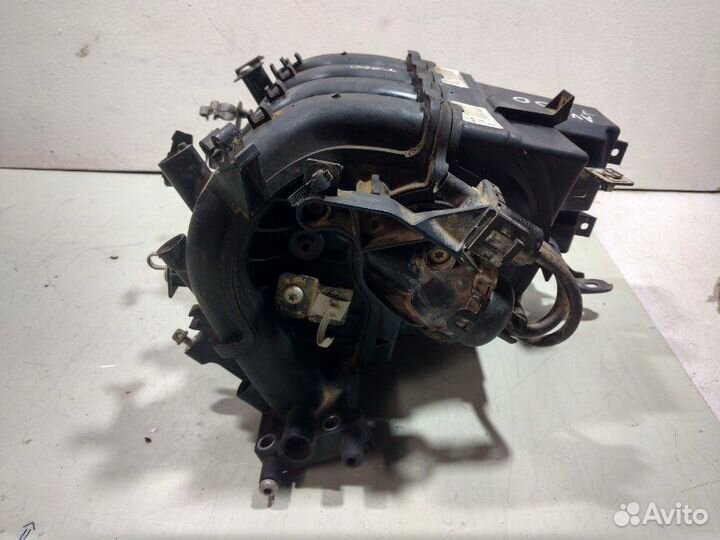 Коллектор впускной Chevrolet Aveo T300 T300 2011