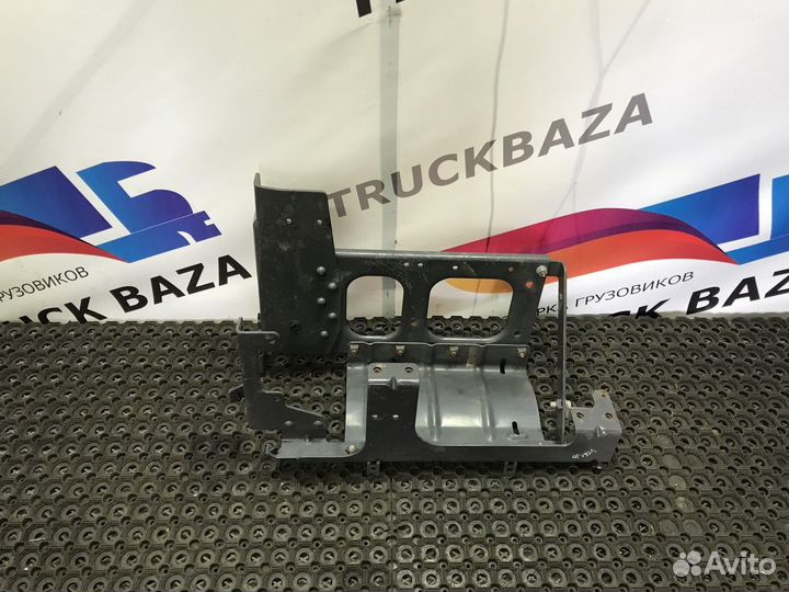 Кронштейн осушителя Volvo FH