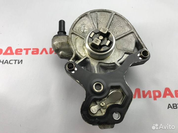 Вакуумный насос Chevrolet Equinox 3 2018 12673081