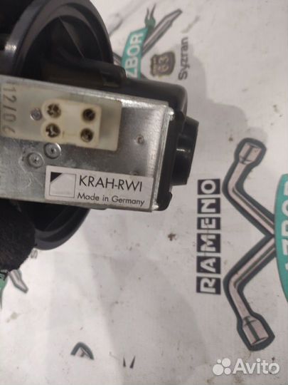 Мотор отопителя Volkswagen Golf 2