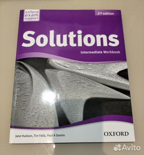 Solutions (2nd edition) Intermediate Workbook