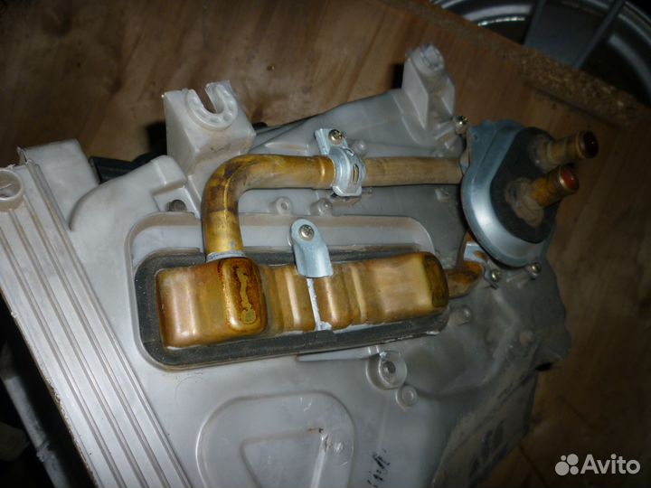 Радиатор отопителя Mitsubishi RVR 1996 года