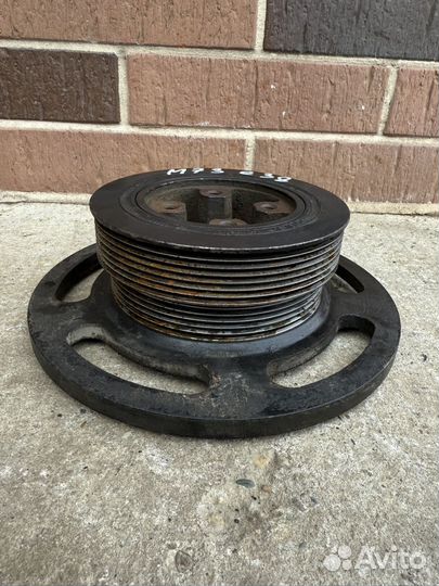 Шкив коленвала демпфер бмв е38 е31 M73