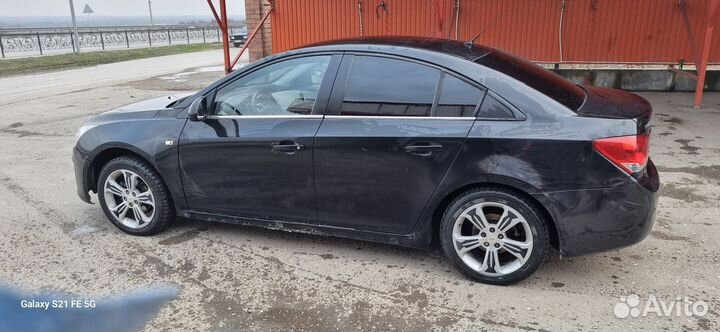 Chevrolet Cruze 1.8 AT, 2011, 378 000 км