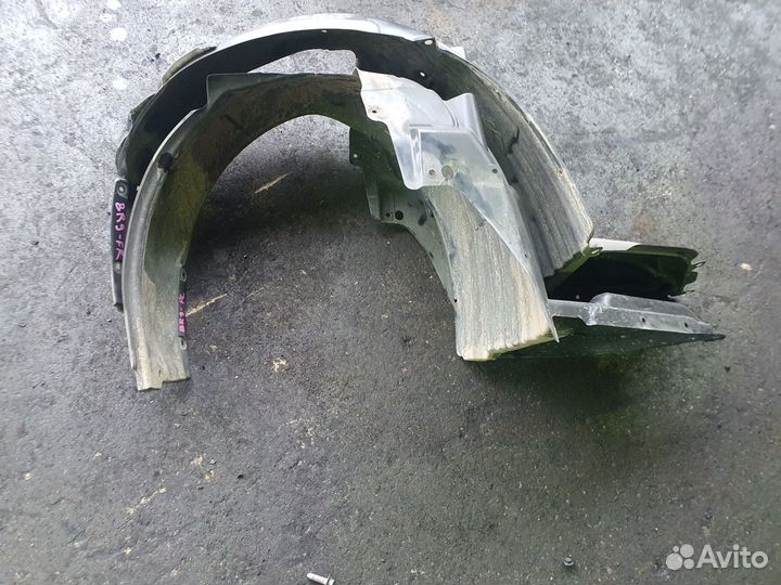 Подкрылок c Subaru Legacy BR9 EJ253