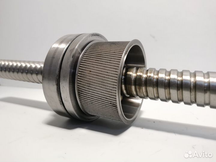 Шток в сборе с подшипником рулевой рейки BMW F10