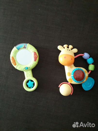 Развивающие игрушки для малышей пакетом