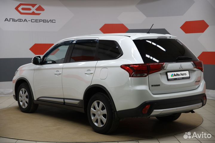 Mitsubishi Outlander 2.0 CVT, 2016, 166 944 км