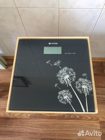 Весы напольные электронные Vitek