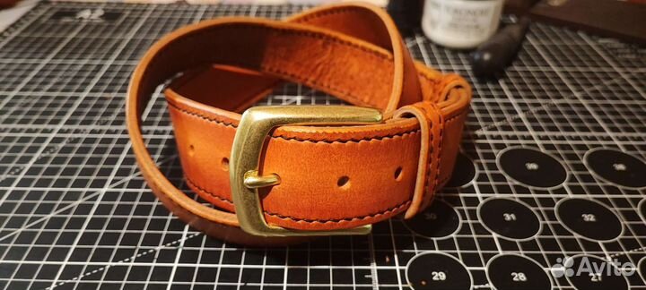 Мужской кожаный ремень ручной работы