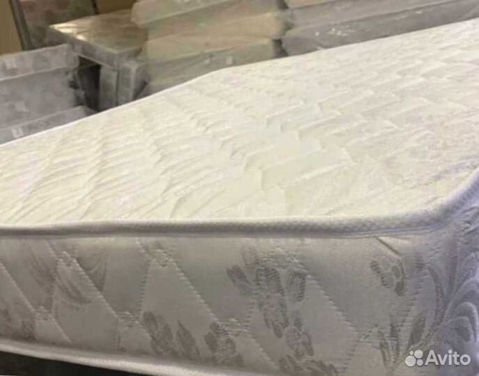 Матрас в кровать 140х200, 160х200