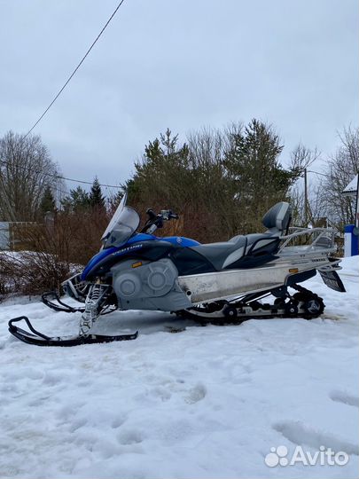 Продам снегоход 2011 года выпуска