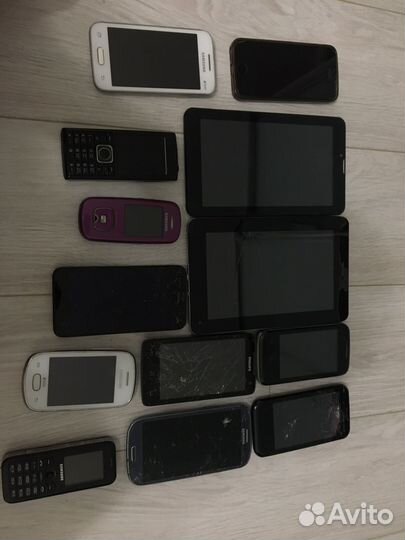 Телефоны на запчасти