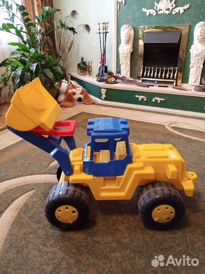Детский трактор