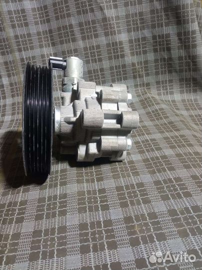 Насос гидроусилителя руля lc150