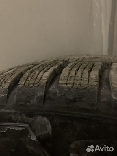 Nokian Tyres Hakkapeliitta 9 235/65 R17