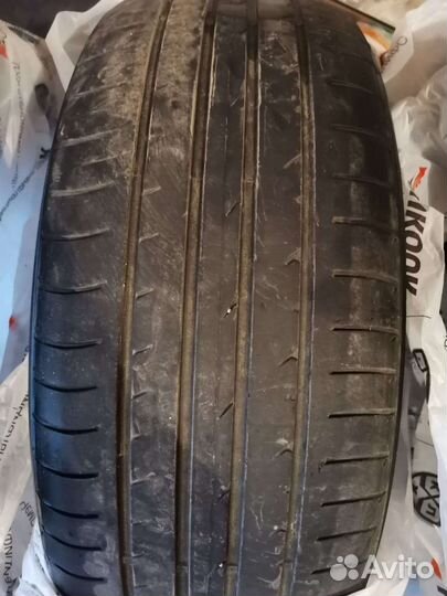 Hankook Optimo H724 235/55 R19