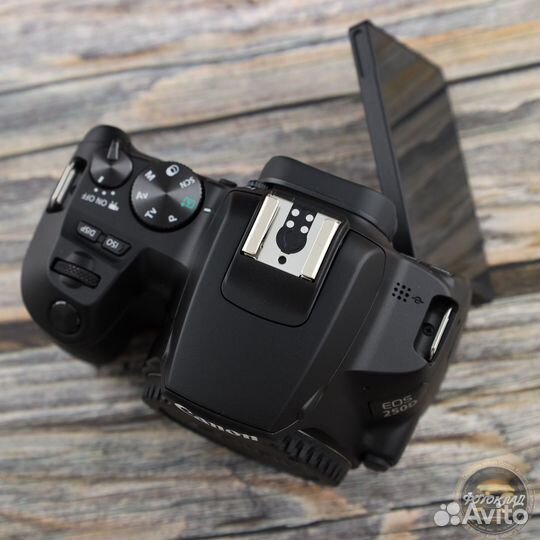 Canon EOS 250D body Black