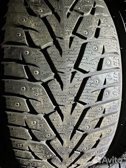 Yokohama Ice Guard Stud IG55 255/40 R18 99T