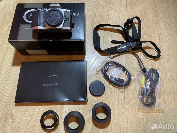 Фотоаппарат olympus om d e m10