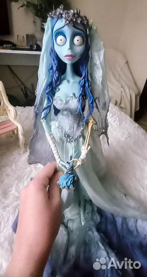 Коллекционная кукла Эмили 