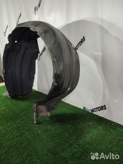 Подкрылок передний левый Toyota Porte NCP141 1nzfe