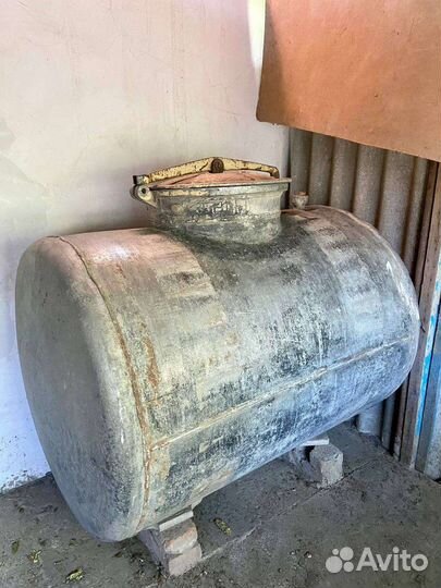 Алюминиевая цистерна, бочка