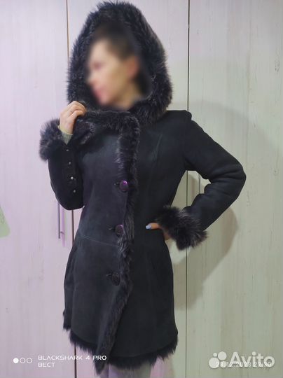 Дубленка натуральная женская с капюшоном 46 размер