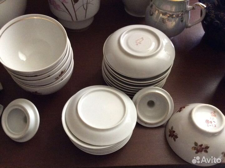 Фарфоровая посуда, крышки