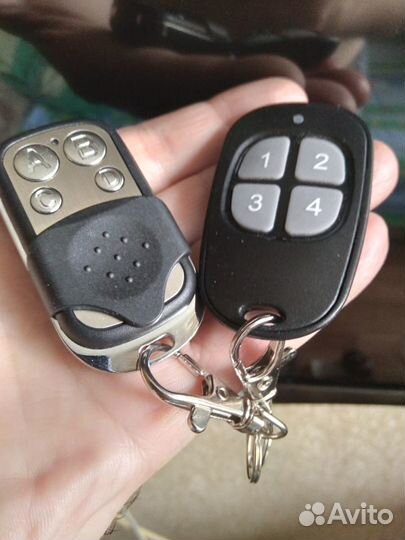 Пульт для ворот шлагбаума рольставней