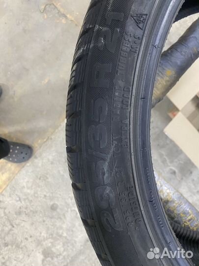 Continental ContiCrossContact Winter 295/35 R21 107V