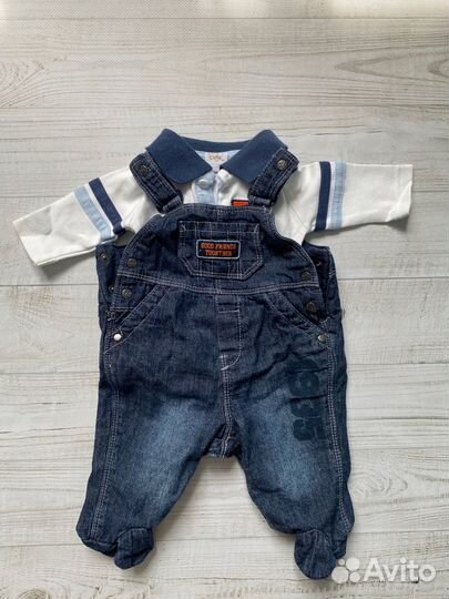 Комбинезон на выписку