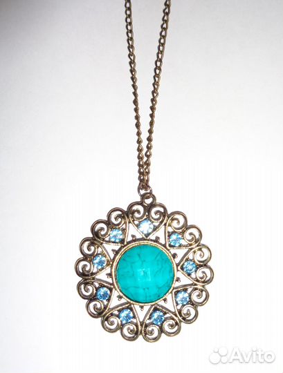 Цепочки с кулонами (бижутерия)