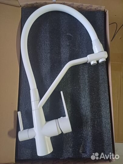 Смеситель для кухни Felice 1415 B bianco opaco