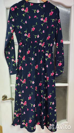 Платье женское 44