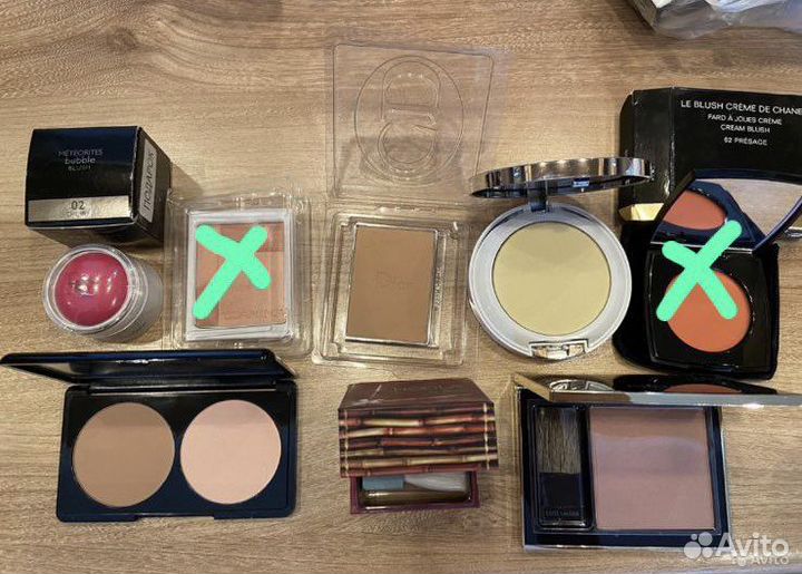 Косметика: тональные крема, пудра, румяна chanel
