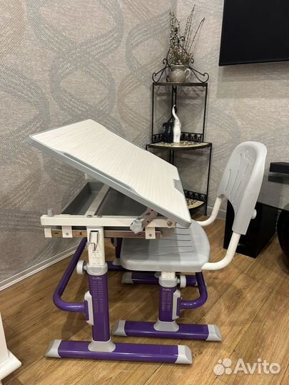 Растущая парта и стул Cubby