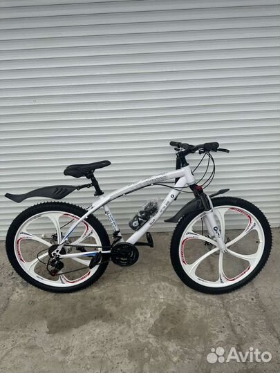 Велосипед новый bmw