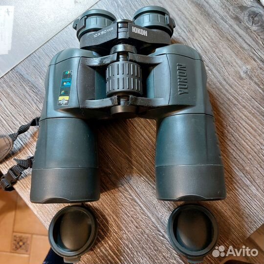 Бинокль Yukon 10x50, рабочий, в чехле