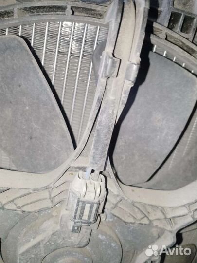 Радиатор с вентилятором Mitsubishi Lancer9