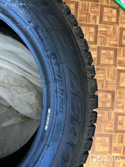 Pirelli Ice Zero 205/55 R16 94T