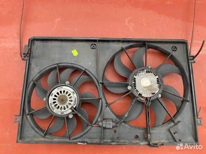 Вентилятор охлаждения радиатора Vw Touran BXE 2007
